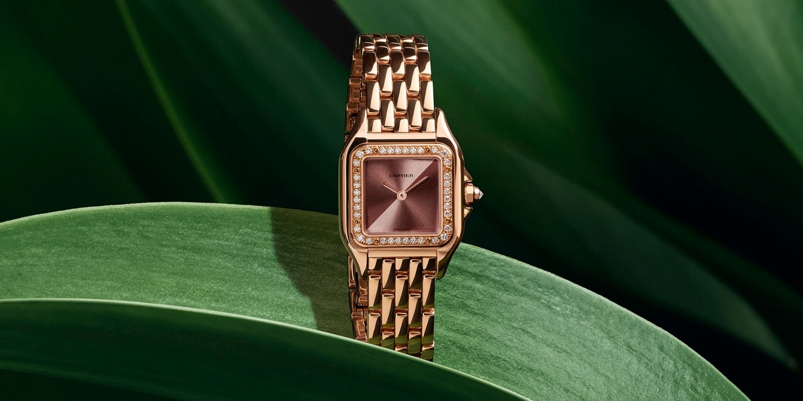 Cartier panthere watch sales green