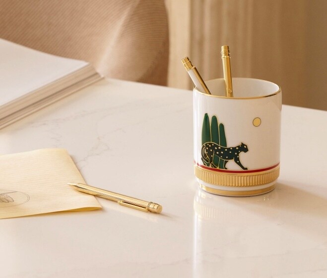Desk accessories