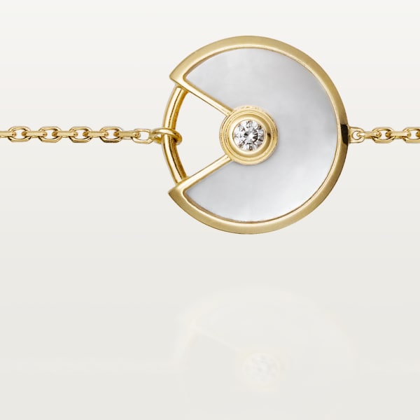 Cartier pearl best sale bracelet