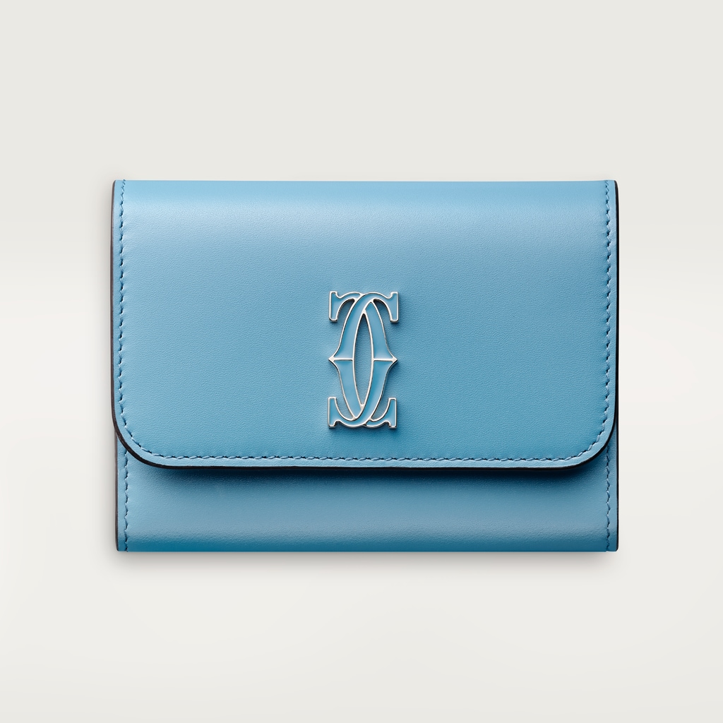 迷你皮夹，C de Cartier系列卡布里蓝色小牛皮，金色和卡布里蓝色珐琅饰面