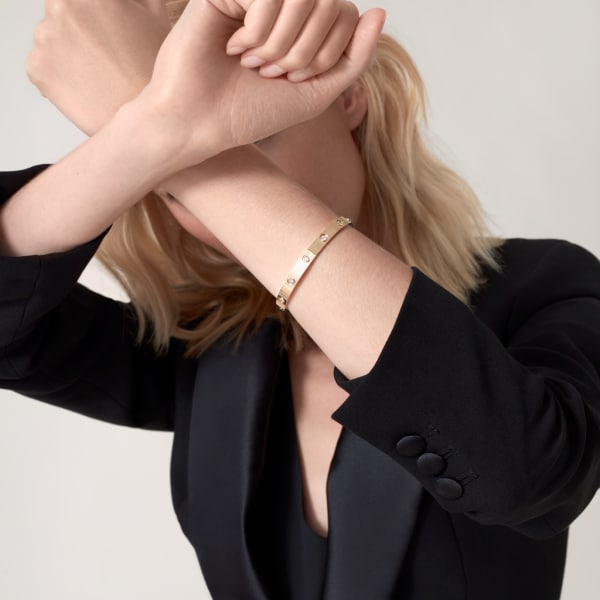 Cartier thin sales diamond love bracelet