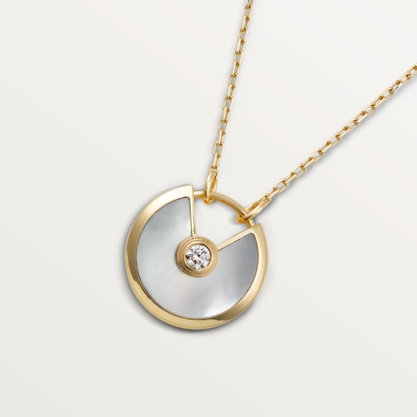 Amulette de Cartier项链，小号款 黄金，白色珍珠母贝，钻石