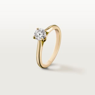 Yellow gold rings