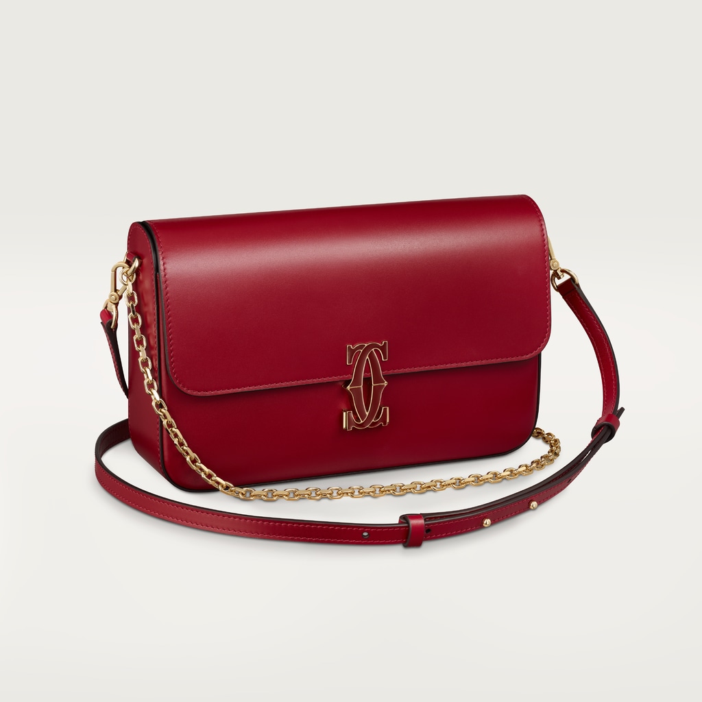 C de Cartier链条手袋，小号款樱桃红色小牛皮，金色与樱桃红色珐琅饰面