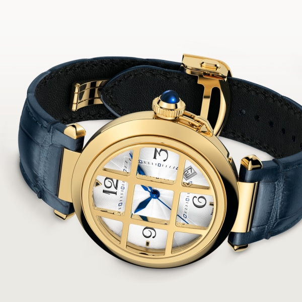 Pasha de Cartier腕表 41 毫米，自动上链机械机芯，黄金，可替换式皮表带