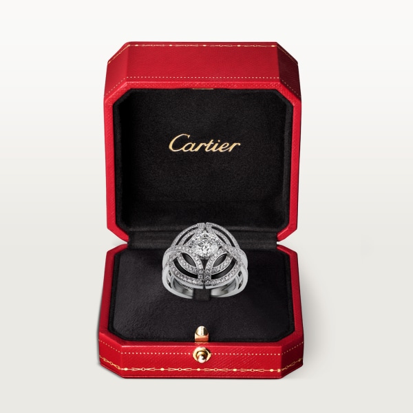 Galanterie de Cartier戒指 白金，黑漆，钻石