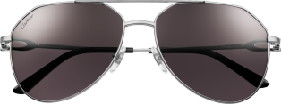 Signature C de Cartier太阳眼镜 抛光镀铂饰面金属材质，灰色偏光镜片