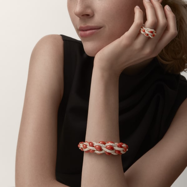 Cartier Libre Tressage ring, coral Rose gold, coral, diamonds