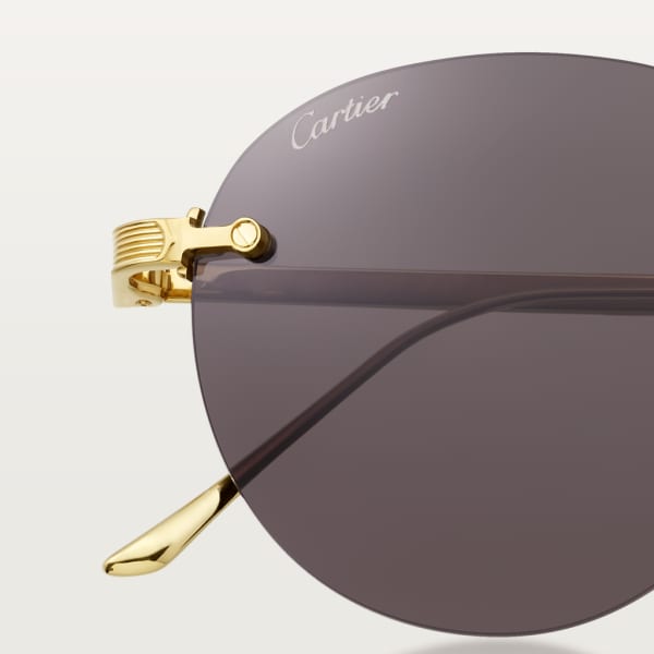 Signature C de Cartier太阳眼镜 抛光镀金饰面钛金属，灰色镜片