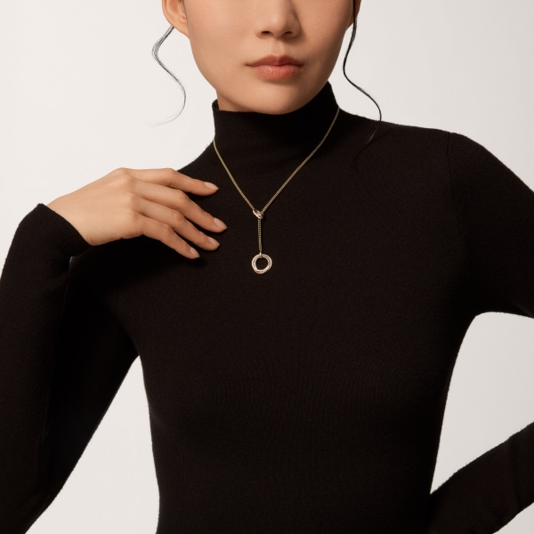 Trinity necklace, diamonds White gold, yellow gold, rose gold, diamonds