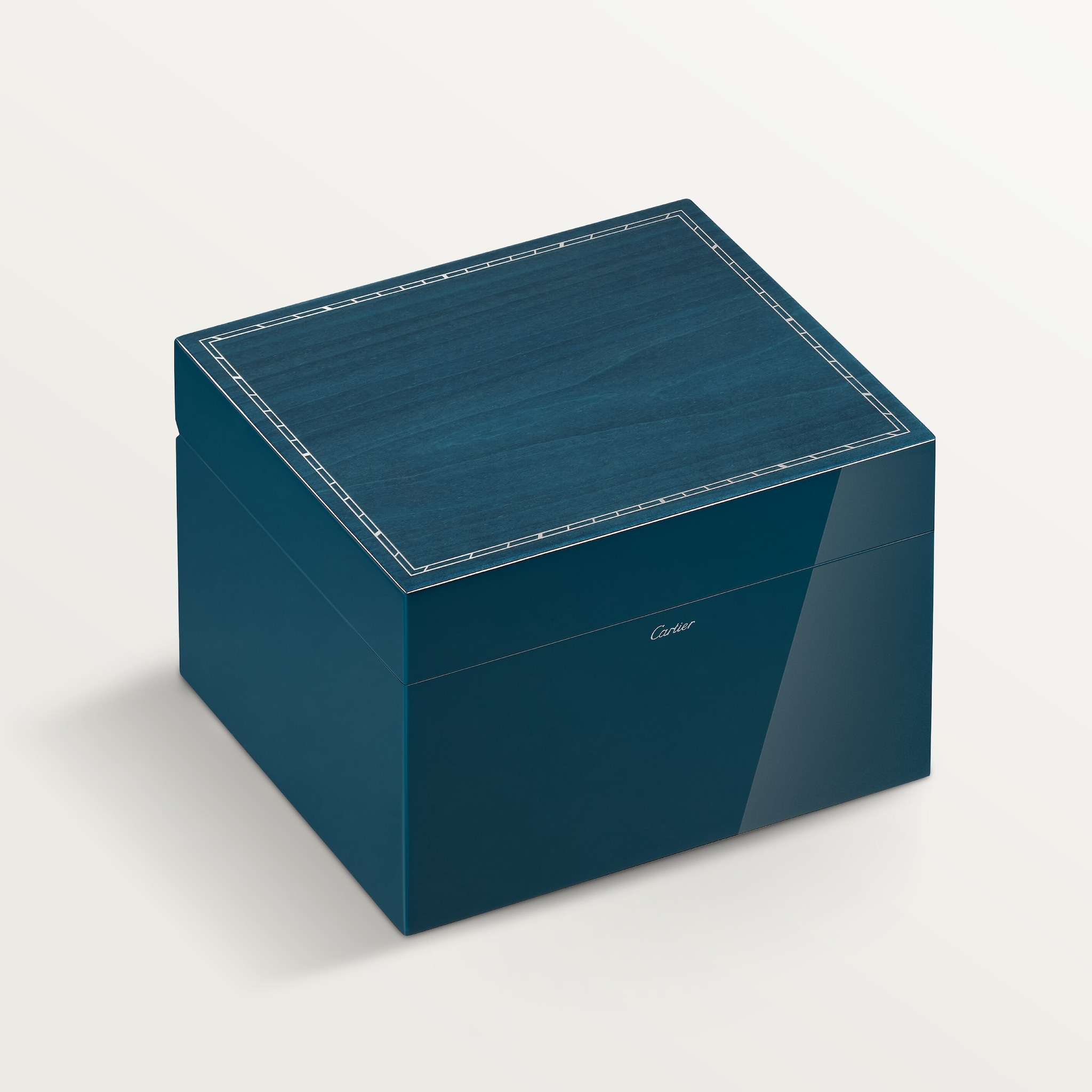 Santos de Cartier one watch and cufflink boxLacquered wood