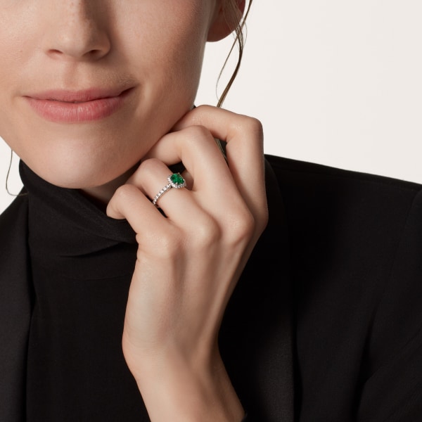 Solitaire Cartier Destinée, emerald-cut emerald, paved  Platinum, emerald, diamonds