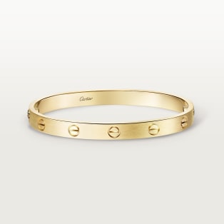 <span class='lovefont'>A </span> bracelet, classic model, brushed  Yellow gold, brushed finish