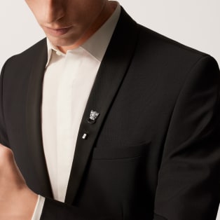Panthère de Cartier tie pin White gold, emeralds, onyx, diamonds