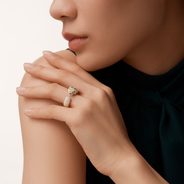 Panthère de Cartier ring, medium model, paved Rose gold, diamonds, onyx, emeralds