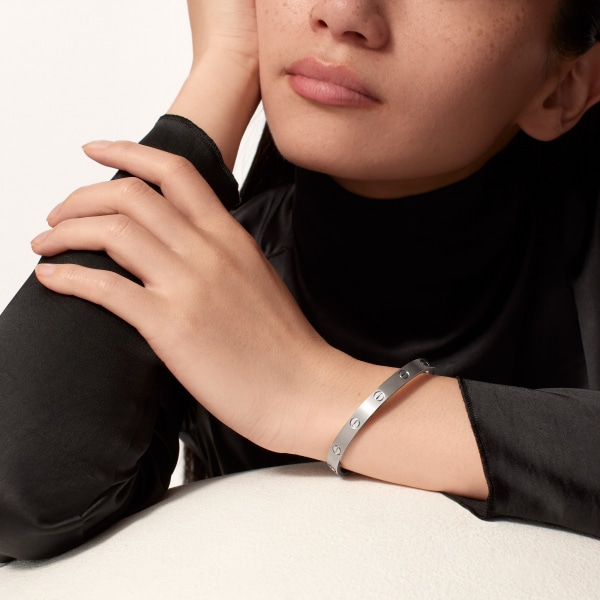 Love bracelet, classic model, brushed  White gold, brushed finish