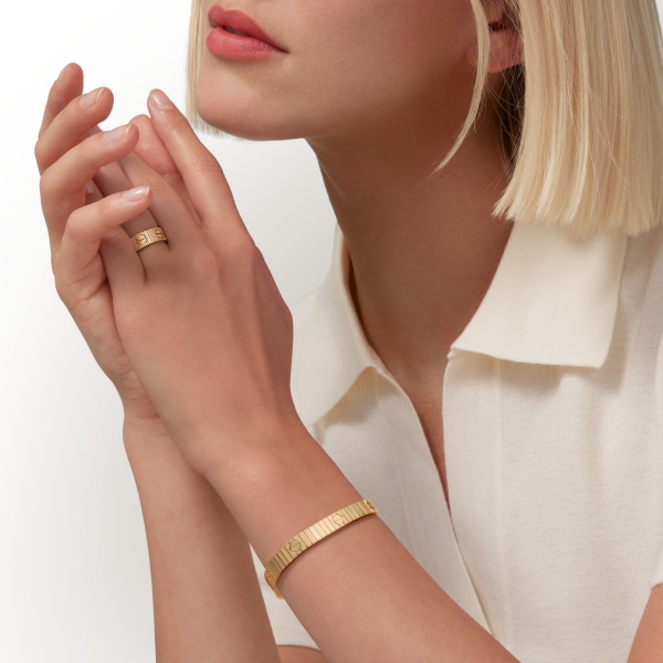 Love Unlimited Ring Yellow gold