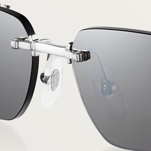 Clash de Cartier Sunglasses Smooth platinum-finish metal, grey lenses