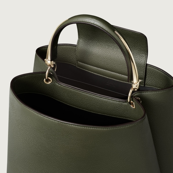 Medium bag, Panther Double Green tea grained calfskin, golden finish