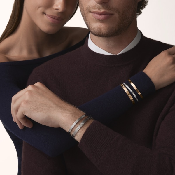 Love bracelet, classic model, 10 diamonds, one screw closure Rose gold, diamonds