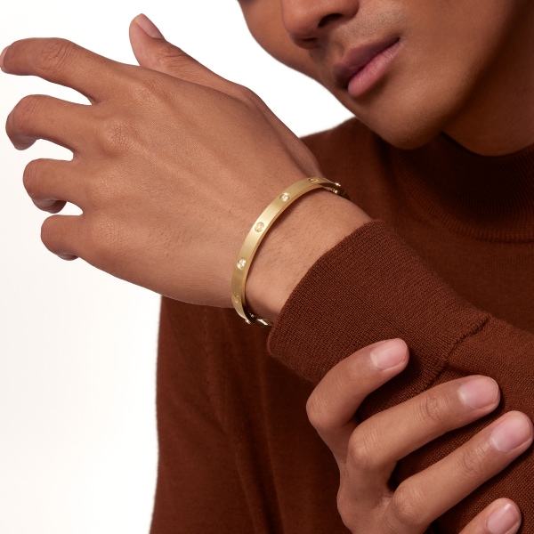 Love bracelet, classic model, brushed, 4 diamonds Yellow gold, brushed finish, diamond