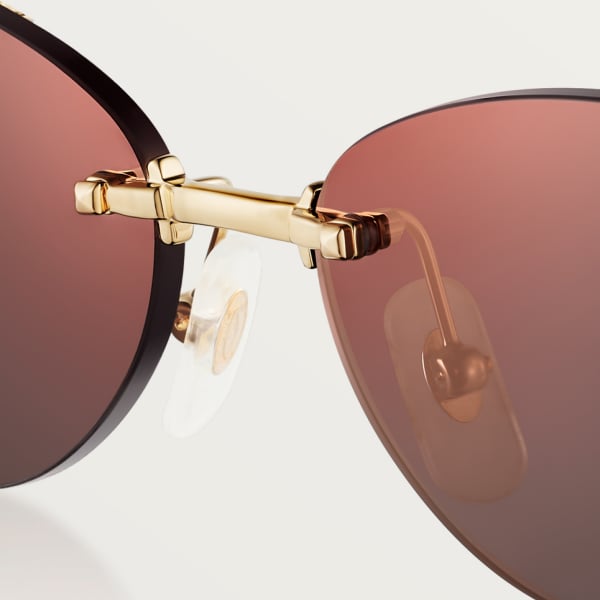 Clash de Cartier Sunglasses Smooth golden-finish metal, grey lenses