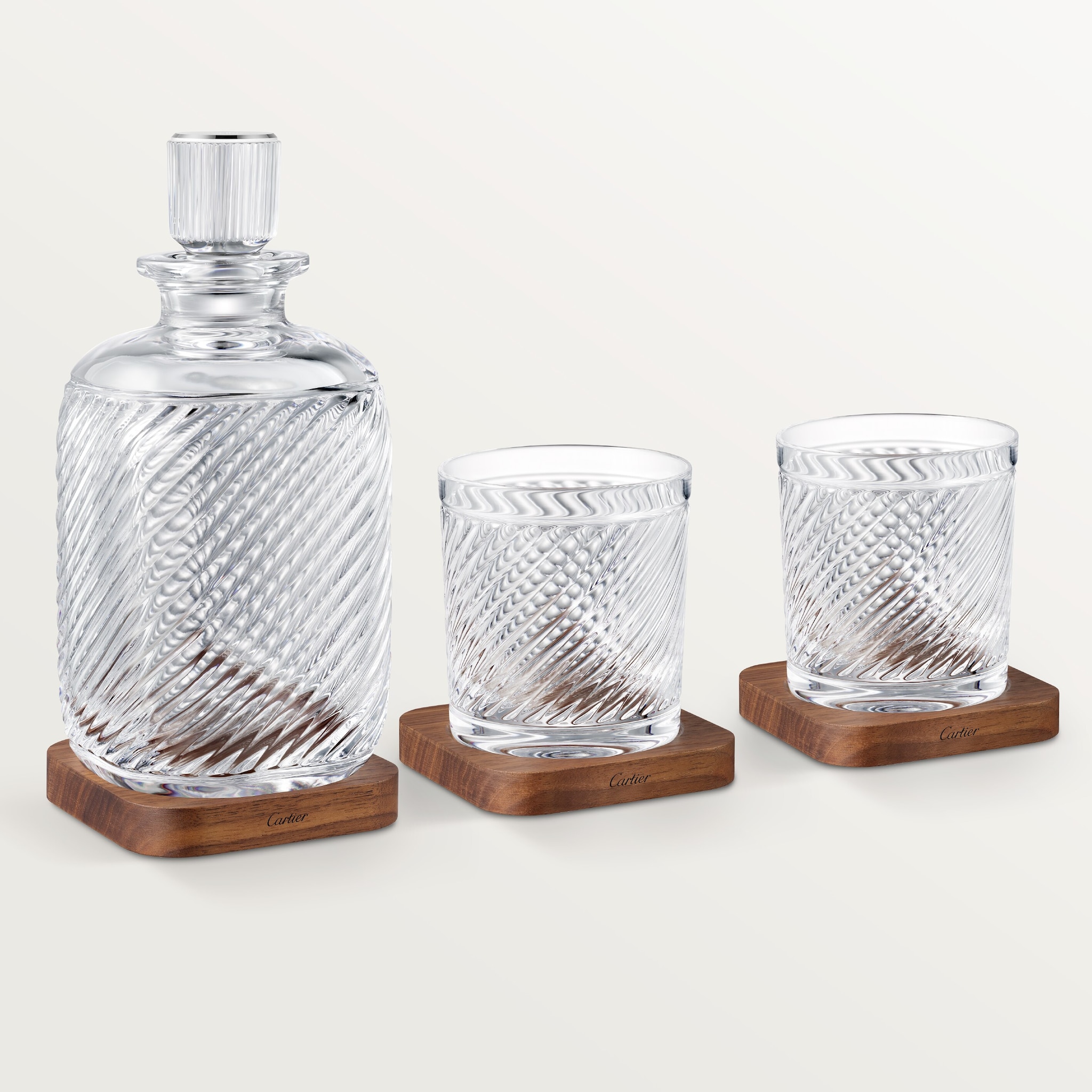 Santos de Cartier set of 1 decanter and 2 glassesCrystal and walnut wood