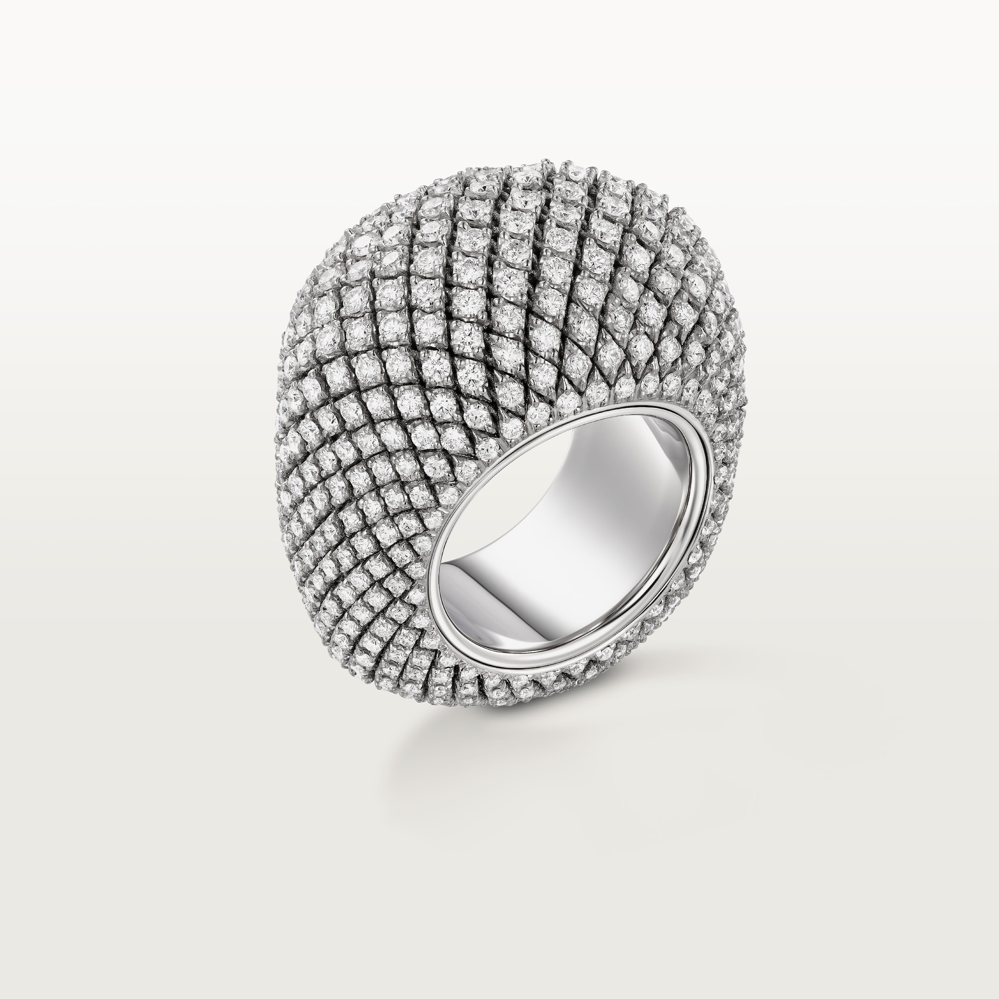 Coussin de Cartier ringWhite gold, diamonds