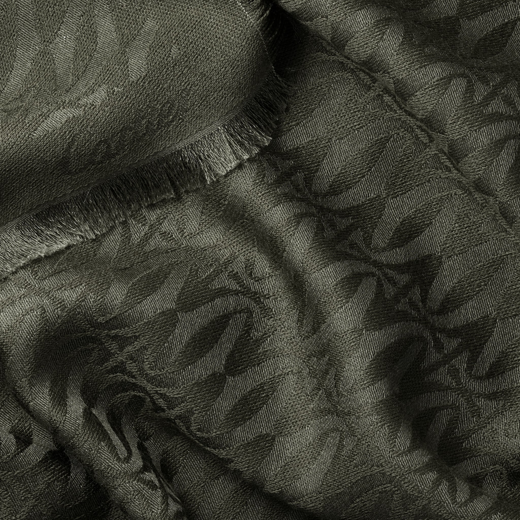 C de Cartier shawlGreen tea wool and silk