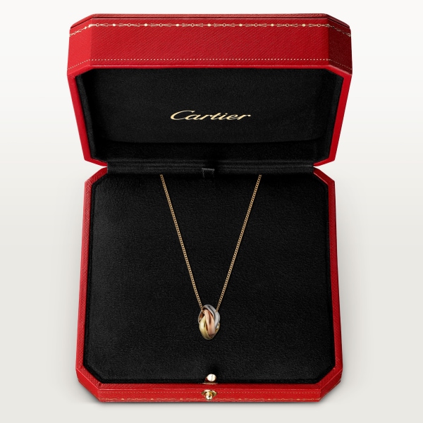 Trinity cushion pendant  White gold, yellow gold, rose gold
