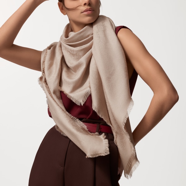 Panthère Graphique shawl Beige cashmere, wool and silk.