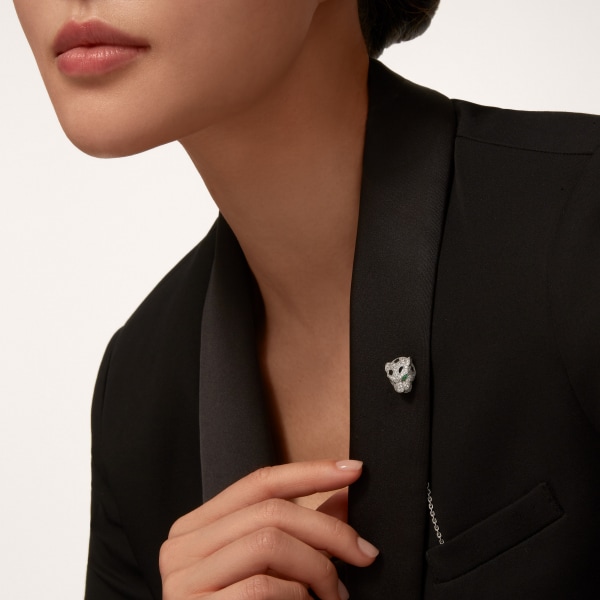 Panthère de Cartier masculine elegance accessories Diamond and gold Panthère de Cartier buttonhole