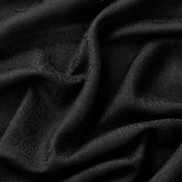 Panthère Graphique shawl Black cashmere, wool and silk.