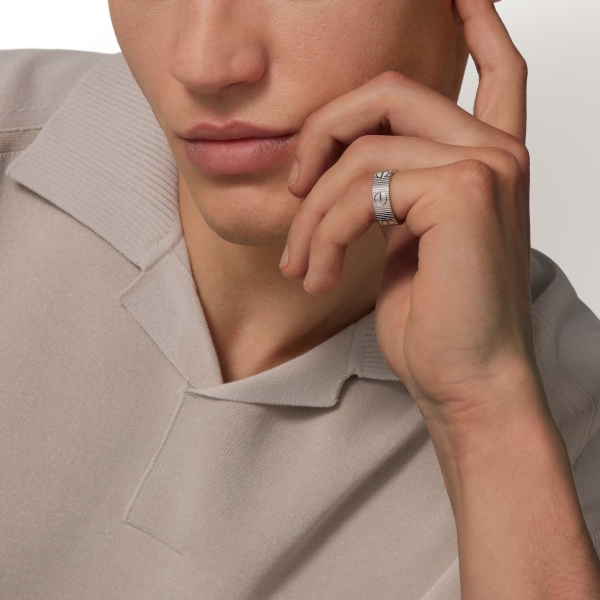 Love Unlimited Ring White gold