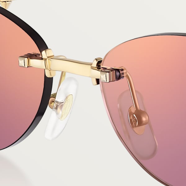 Clash de Cartier Sunglasses Smooth golden-finish metal, purple lenses
