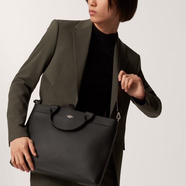 Slim document holder, Cartier Losange  Grained black calfskin, palladium finish and enamel