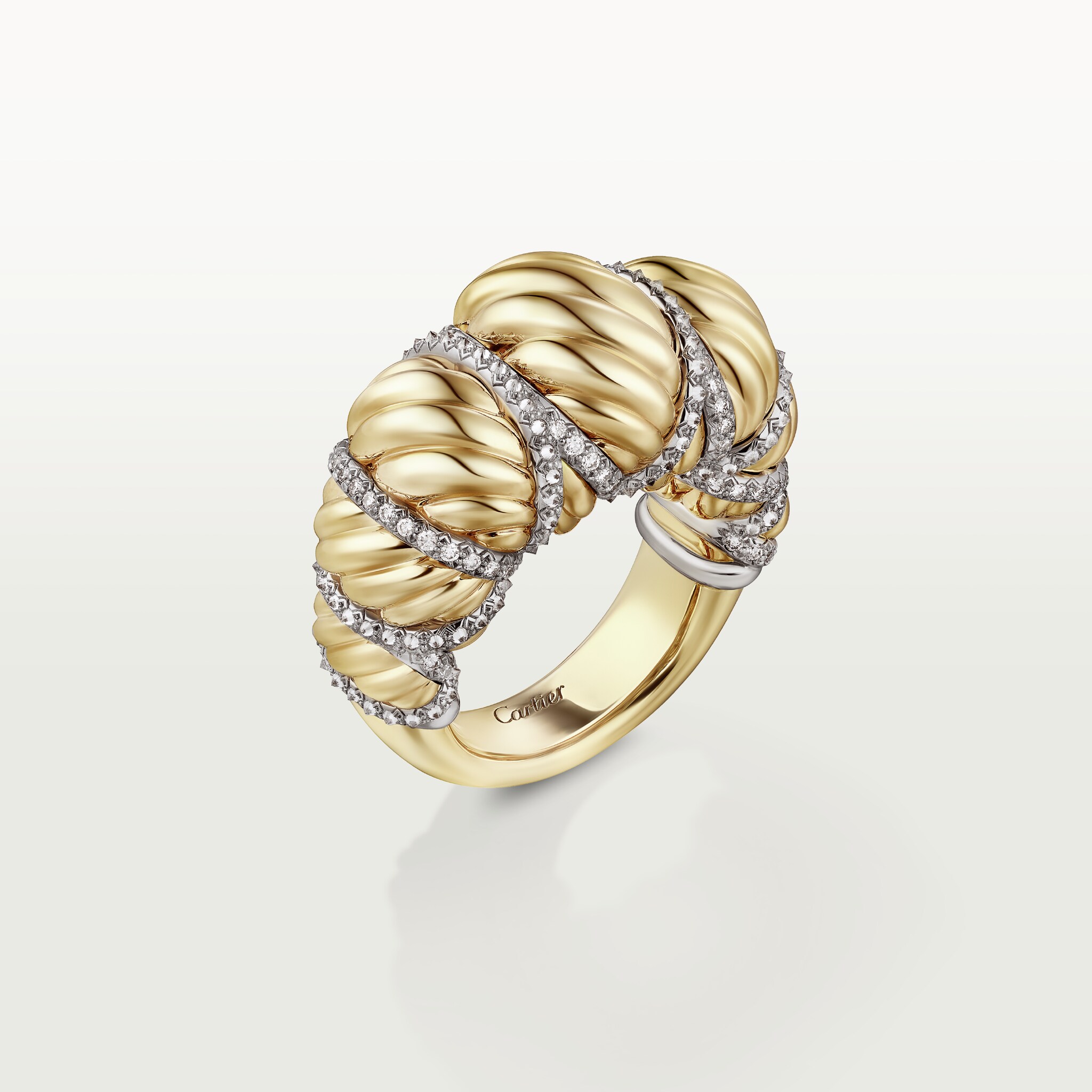 Cartier Libre Tressage戒指，镶嵌钻石 铂金，黄金，钻石。