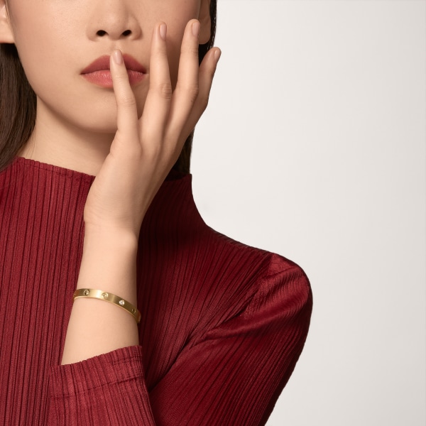 Love bracelet, classic model, brushed, 4 diamonds Yellow gold, brushed finish, diamond