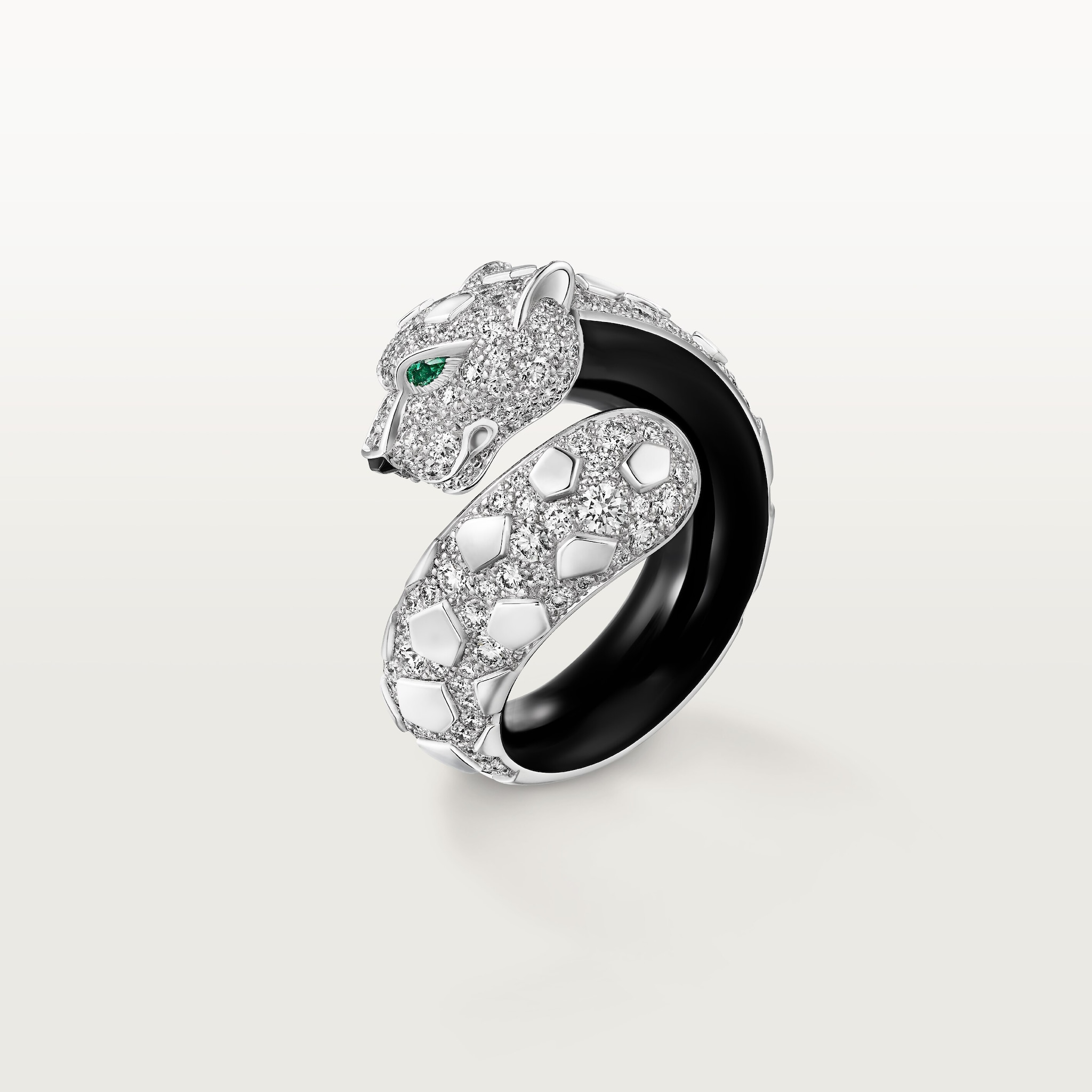 Panthère de Cartier ring, black lacquer, pavedWhite gold, black lacquer, onyx, emeralds, diamonds