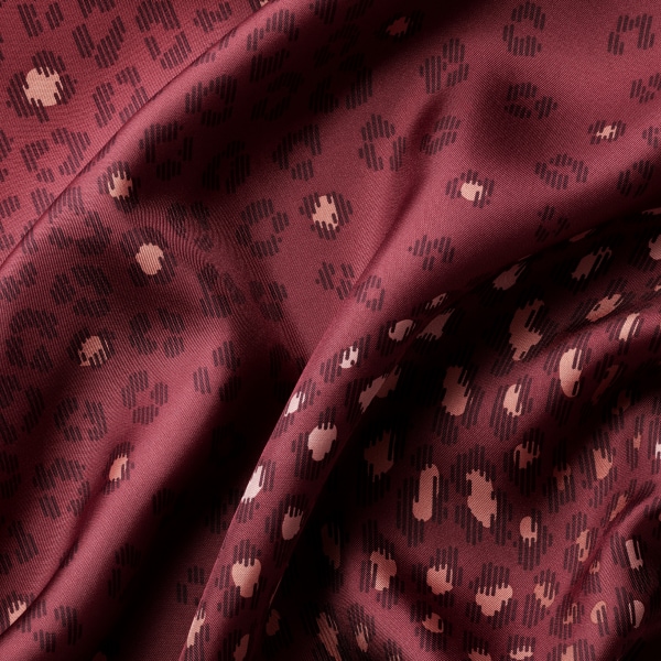 90 scarf, Panthere dots Grape silk twill