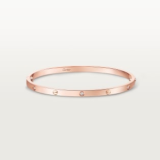 <span class='lovefont'>A </span> bracelet, small model, 6 diamonds Rose gold, diamonds